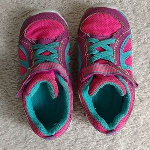 Girls sneakers